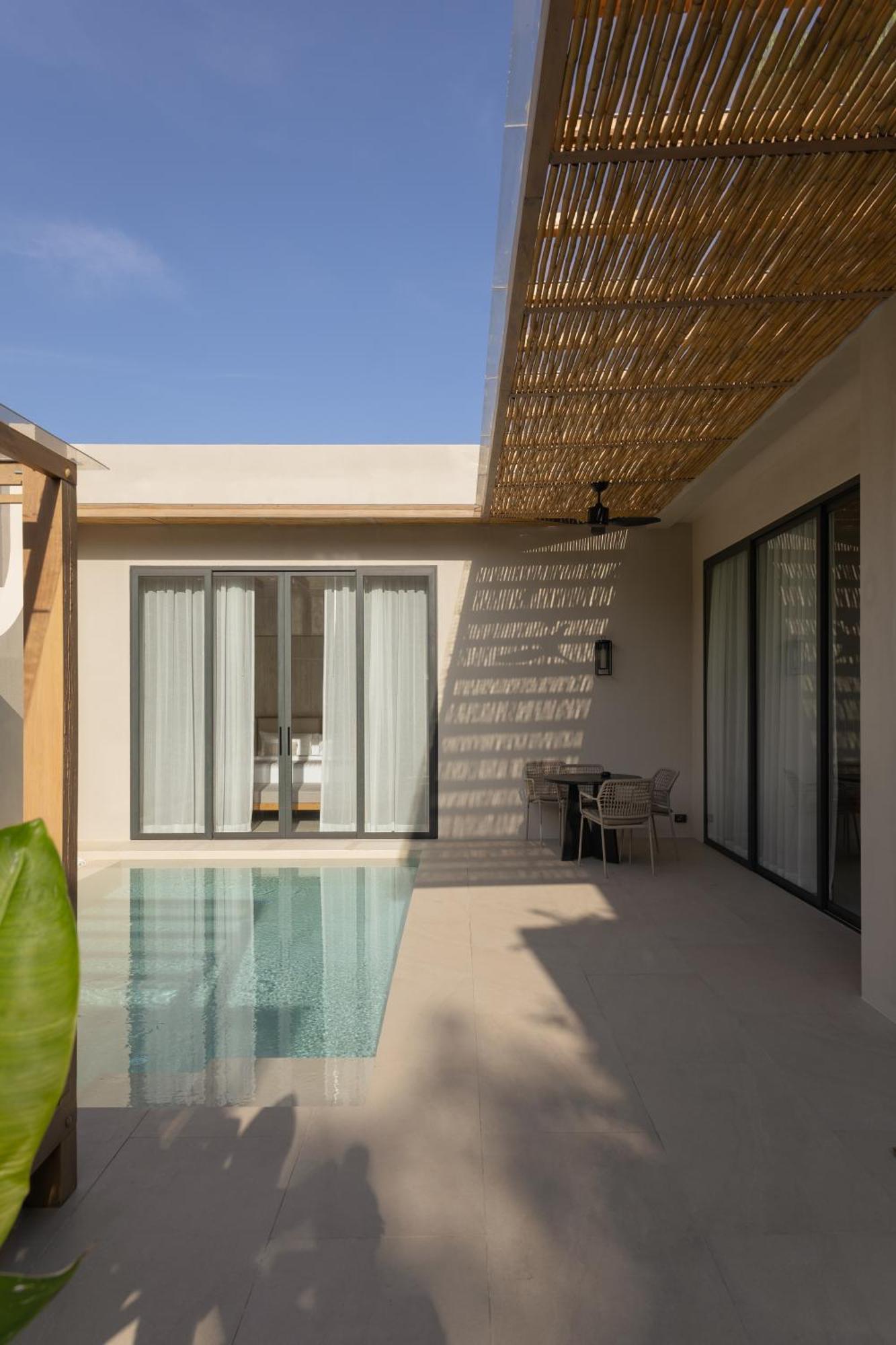 Eden Resort & Villas Phuket Patong Luaran gambar