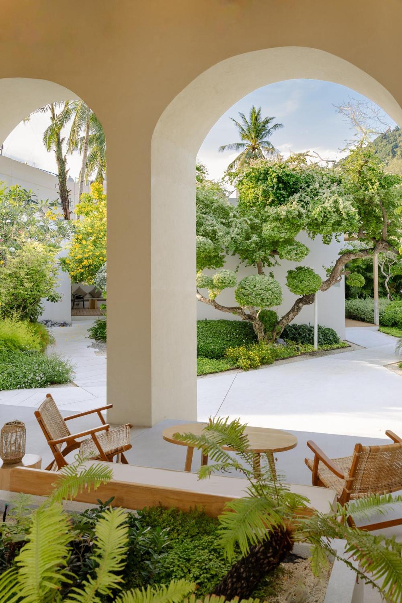 Eden Resort & Villas Phuket Patong Luaran gambar